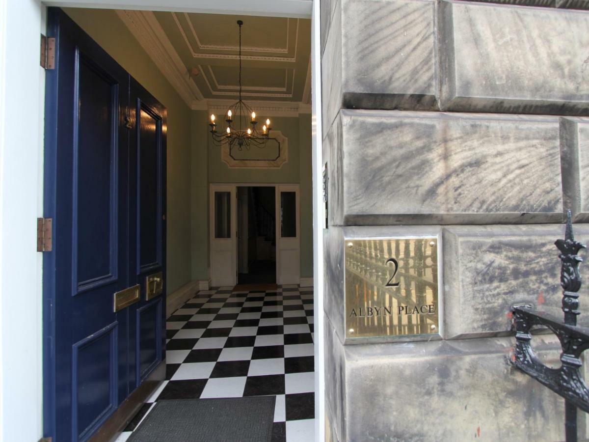 Escape To Edinburgh @ Albyn Place Экстерьер фото