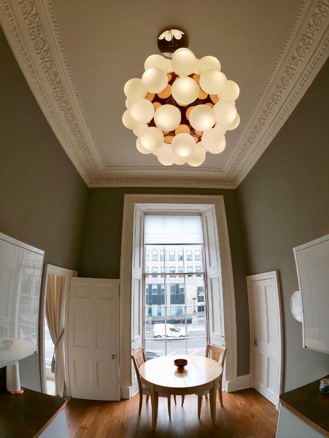 Escape To Edinburgh @ Albyn Place Экстерьер фото