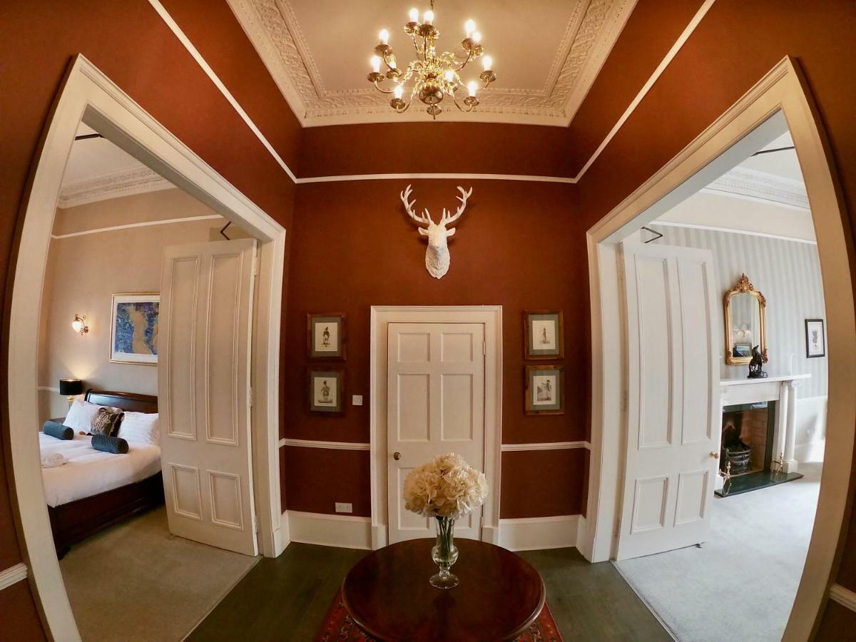 Escape To Edinburgh @ Albyn Place Экстерьер фото