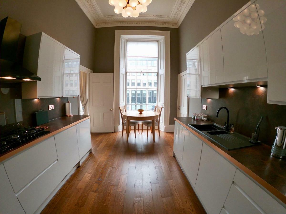 Escape To Edinburgh @ Albyn Place Экстерьер фото