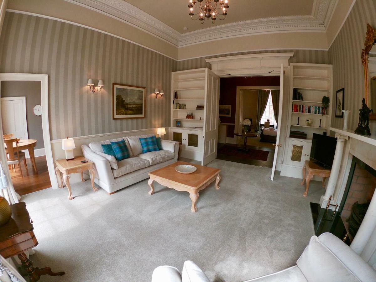 Escape To Edinburgh @ Albyn Place Экстерьер фото